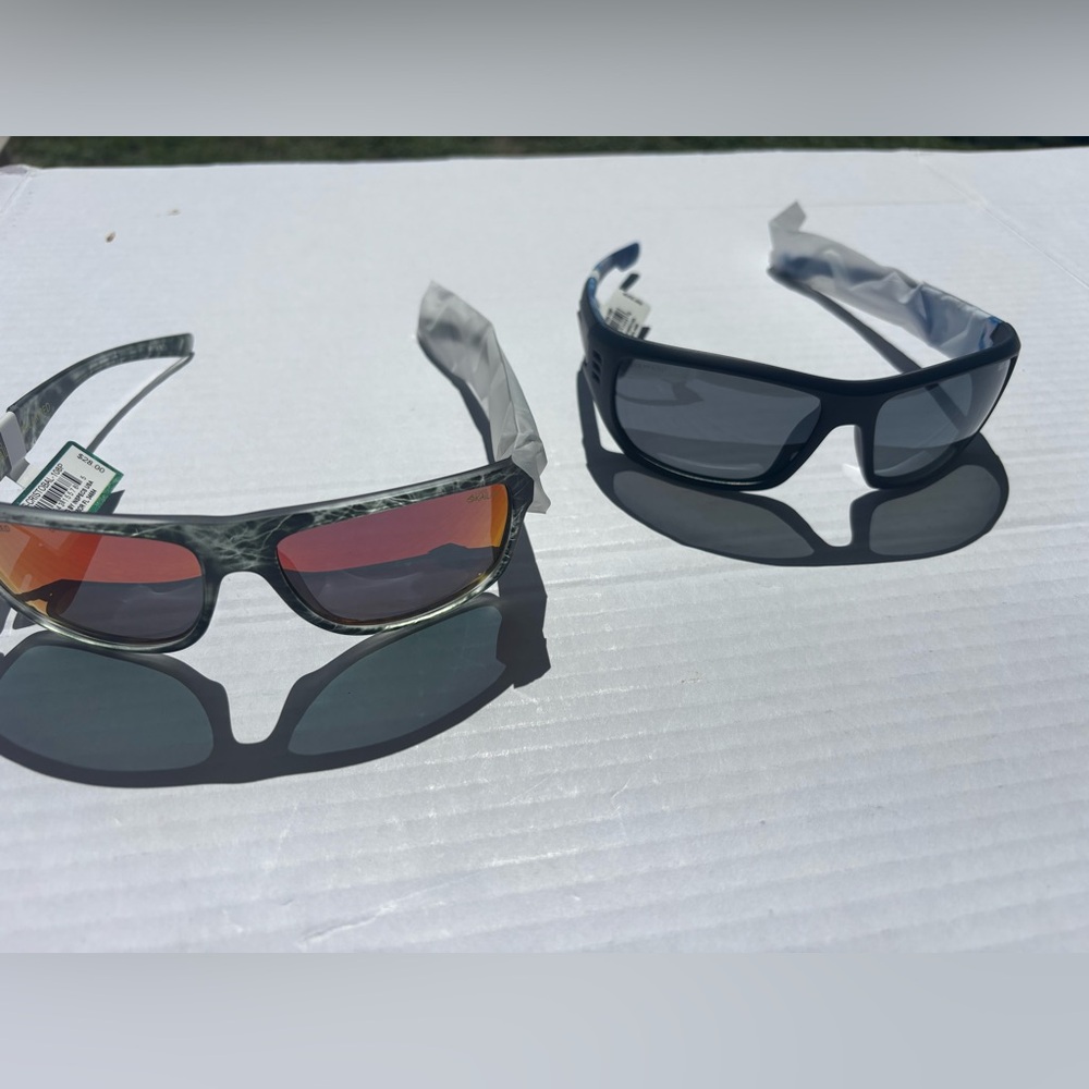 Trendy Black and orange Sunglasses Set